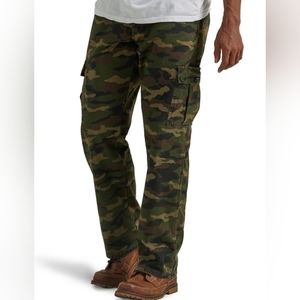 Wrangler Camo fleece lined cargo pants Mens 36 x 30